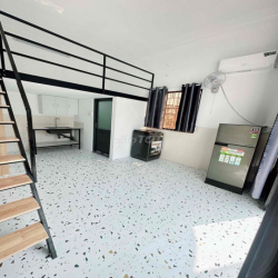 MỘT EM DUPLEX SIÊU RỘNG NHƯ NÀY !!FULL NỘI THẤT XÁCH XỊN XÒ - Cửa Sổ