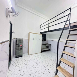 MỘT EM DUPLEX SIÊU RỘNG NHƯ NÀY !!FULL NỘI THẤT XÁCH XỊN XÒ - Cửa Sổ