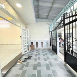 Nhà mới 2 phòng hẻm 234 Hoàng Quốc Việt