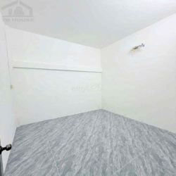 Nhà mới 2 phòng hẻm 234 Hoàng Quốc Việt