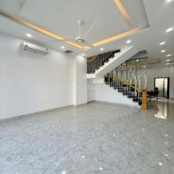 Nhà mới 2 lầu đường nhựa thông chỉ 8tr/ tháng