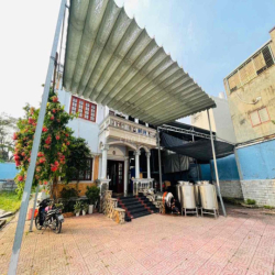 Biệt thự sân vườn 1500m2 hẻm xe hơi gần đường Lã Xuân Oai Q.9