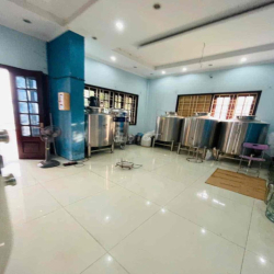 Biệt thự sân vườn 1500m2 hẻm xe hơi gần đường Lã Xuân Oai Q.9