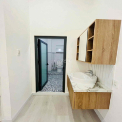 CHO THUÊ NHÀ TRỆT LẦU 3PN KDC HỒNG LOAN FULL NỘI THẤT GIÁ 10TR/THÁNG