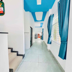 CHO THUÊ NHÀ TRỆT LẦU 3PN KDC HỒNG LOAN FULL NỘI THẤT GIÁ 10TR/THÁNG