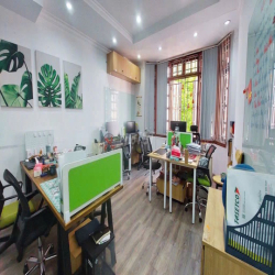 Cho thuê biệt thự Hẻm 10 Nguyễn Huy Tưởng,P7 Bình Thạnh_DT:8mx21m(3L)
