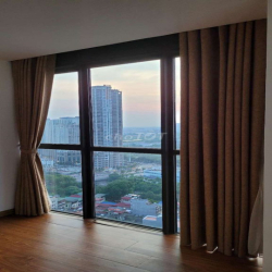 Chho thuê chung cư Euroland, Mỗ lao, tầng cao, căn góc, 3PN