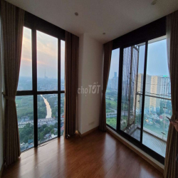 Chho thuê chung cư Euroland, Mỗ lao, tầng cao, căn góc, 3PN