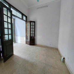 Cần cho thuê gấp nhà Tân Xuân 70m2, 3T, mt5m, 15 triệu, Bắc Từ Liêm,