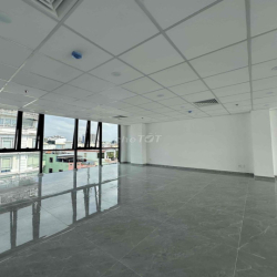 CHO THUÊ BUILDING MẶT TIỀN 10M – SƯ VẠN HẠNH, Q10