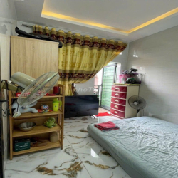 Nhà nguyên căn 2 phòng ngủ, 2 tolet full nội thất cao cấp htp Q7