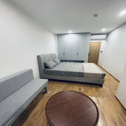 Cho thuê Căn hộ ở Ngọc lâm, gần cầu Chương Dương full đồ giá 5tr