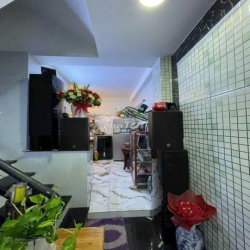 Nhà nguyên căn 2 phòng ngủ, 2 tolet full nội thất cao cấp htp Q7