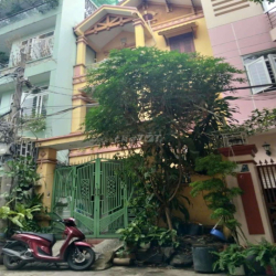 NHÀ MẶT TIỀN , 60M2, 4 TẦNG, KHU LÝ PHỤC MAN, LÕI Q7, CHO THUÊ LÂU DÀI