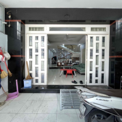 cho thuê nhà 3 Tầng hẻm xe hơi full nội thất sát Lê Văn Việt