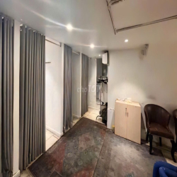 Cần cho thuê nhà MT 947B Đường Cách Mạng Tháng 8 P.7 Q.Tân Bình