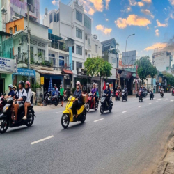 Gần BV.175 Mặt Tiền Kinh Doanh Nguyễn Kiệm - Q.Gò Vấp.