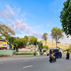 Gần BV.175 Mặt Tiền Kinh Doanh Nguyễn Kiệm - Q.Gò Vấp.