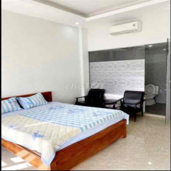 CHO THUÊ NHÀ 3 TẦNG KHU PHẠM VĂN ĐỒNG FULL NỘI THẤT