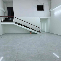 CHO THUÊ NHÀ MẶT TIỀN KDC HIỆP THÀNH 3  VỊ TRÍ KINH DOANH CỰC ĐẸP! Nhà