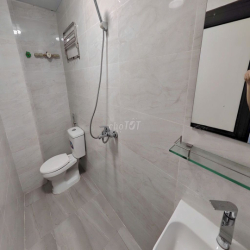 Ở luôn CCMN 28m2 full đồ ban công thoáng, ô tô đỗ cửa, 322 MỸ ĐÌNH