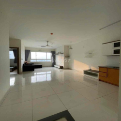 cho thuê căn hộ C/c Greentown/ tầng 7 gồm 2PN-1WC có nội thất sẵn