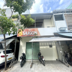 CHO THUÊ MẶT BẰNG 1 TRỆT 1 LẦU MẶT TIỀN KHU VỰC CHỢ ĐẦM GIÁ 15 TRIỆU
