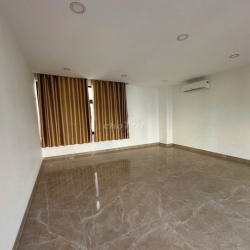 Shophouse Vinhomes Grand Park, Full nội thất Có thang máy. Chỉ 35tr/th