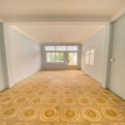 Cho thuê nhà hẻm xe hơi Nguyễn Trọng Tuyển - 4x18m- 2 Lầu