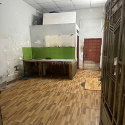 CẦN CHO THUÊ GẤP NHÀ MẶT TIỀN THỐNG NHẤT VỊ TRÍ ĐẸP