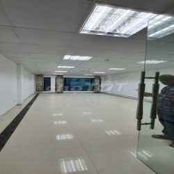 Cho thuê nhà nguyên căn 8 tầng thang máy mặt tiền 5m Quan Nhân