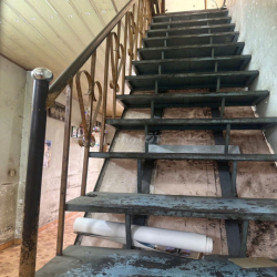 CẦN CHO THUÊ GẤP NHÀ MẶT TIỀN THỐNG NHẤT VỊ TRÍ ĐẸP