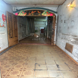 CẦN CHO THUÊ GẤP NHÀ MẶT TIỀN THỐNG NHẤT VỊ TRÍ ĐẸP