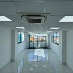 Chính chủ Văn Phòng 90m2 mặt tiền Hoà Hưng Quận 10 chỉ 22tr