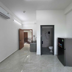 CĂN HỘ CỬA SỔ TRỜI GIÁ RẺ FULL NTHAT GẦN ĐH UEH CƠ SỞ N, CHỢ BÌNH ĐIỀN