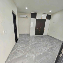 cho thuê nha NC 4pn 5wc 5x25m sân to hẻm 872/ Quang Trung p8