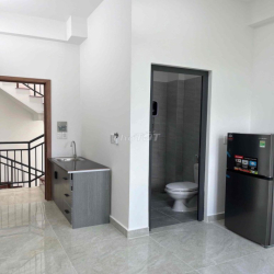 CĂN HỘ CỬA SỔ TRỜI GIÁ RẺ FULL NTHAT GẦN ĐH UEH CƠ SỞ N, CHỢ BÌNH ĐIỀN