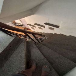 phòng MT ĐS 19 36m2 có ban công có ML, MNN...tủ lạnh, giờ tự do.