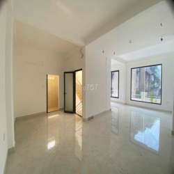 Cho Thuê Siêu Vị Trí Khu Phố Nhật Thái Văn Lung, Bến Nghé, Quận 1