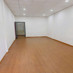 cho thuê nhà hẻm thông xe hơi 317/ thống nhất 4 x17 m đúc lầu 11tr