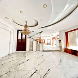 Cho thuê biệt thự ngay siêu thị Aeonmall dt 10*20m