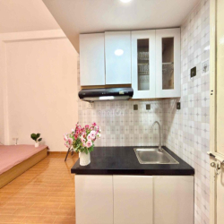 Ngay Cầu Diễn giá hạt dẻ như hình - khép kín giờ giấc thoải mái ở luôn