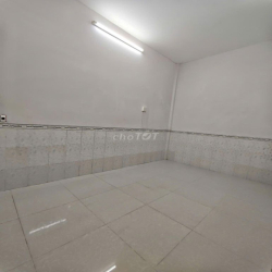 Nhà 5 triệu 2 phòng ngủ Phạm Ngọc Hưng
