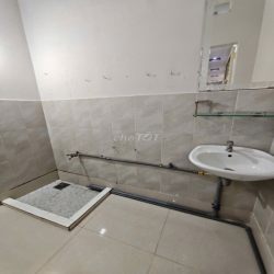 Nhà 5 triệu 2 phòng ngủ Phạm Ngọc Hưng