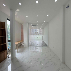 Cho thuê văn phòng nhỏ tại 198 Cộng Hoà, P12, Q Tân Bình
