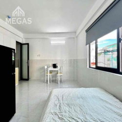 Cho Thuê CHDV 30m2 - Thang Máy Full Nội Thất - Quận 3 giáp Q1