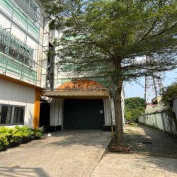 Mặt Bằng Đẹp 2.350m² Gần Vòng Xoay An Lạc – Container Ra Vào 24/7