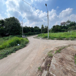 CHO THUÊ ĐẤT 220m²   – PHÙ HỢP LÀM KHO / BÃI / XƯỞNG
