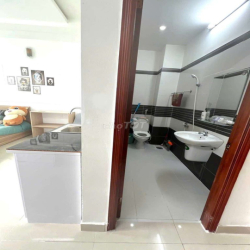 CHO THUÊ STUDIO BAN CÔNG SIÊU RỘNG