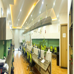 Mặt bằng kinh doanh đường Hải Phòng, có sẵn nội thất